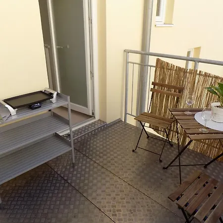 Karlsbad Apartments Apartament *