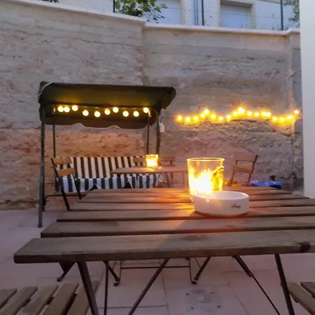 Karlsbad Apartments *