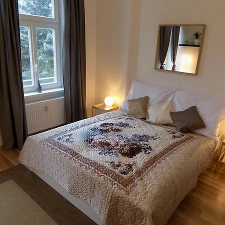 Karlsbad Apartments *