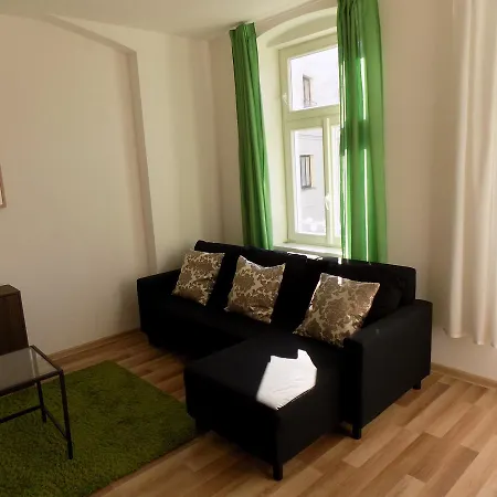 Karlsbad Apartments *